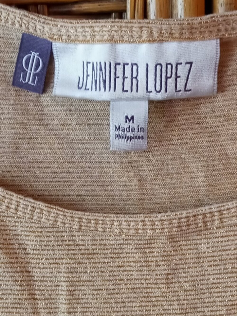 Jennifer Lopez Gold Metallic Shimmer Tank Top Women's Sz M - Picture 4 of 12